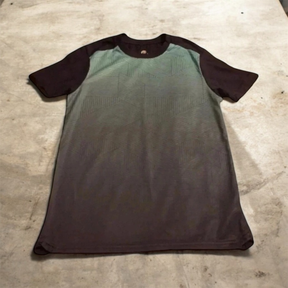 Champion T-shirt